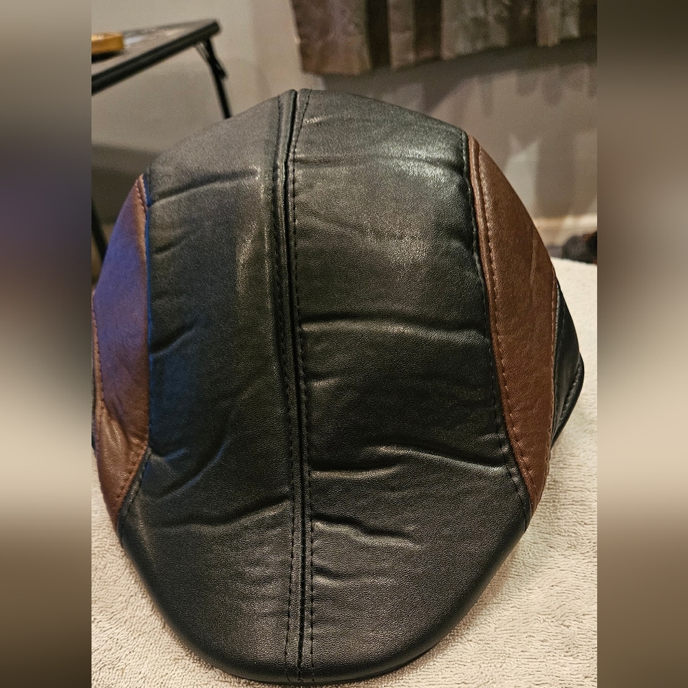 BROWN AND BLACK JEFF HAT